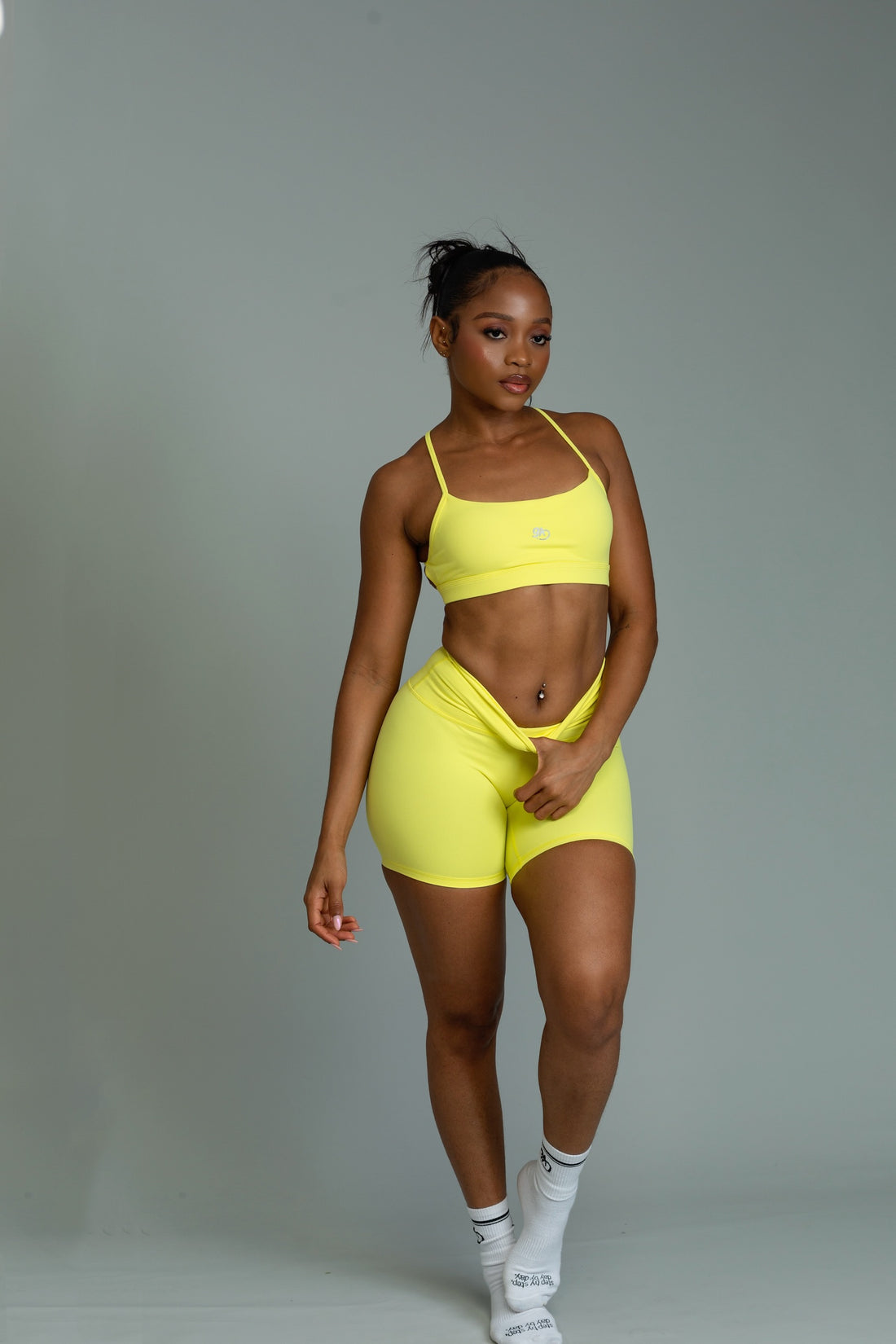 Poised 	high waisted shorts (citrus)